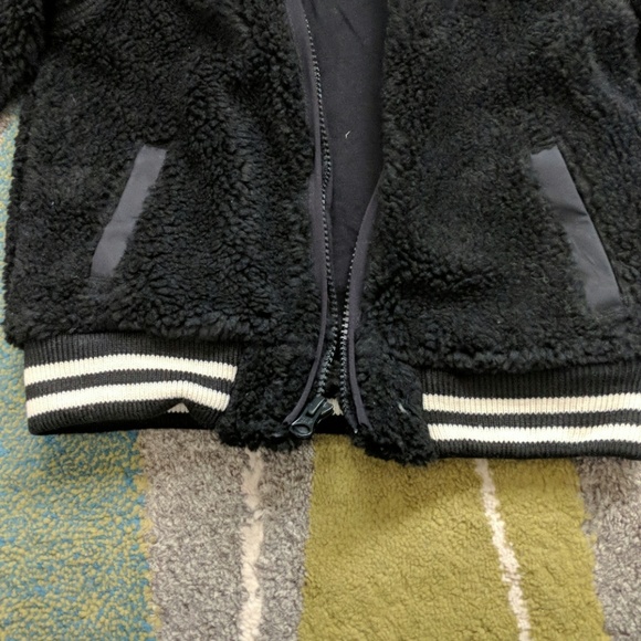 Baby Gap boy jacket - Picture 3 of 6